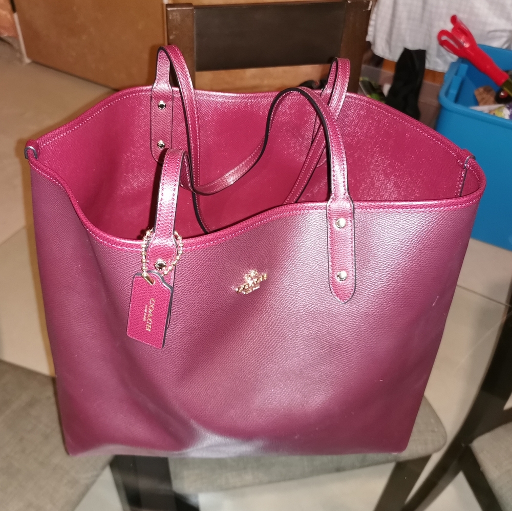 Coach Reversible Tote Bag - Picture 4 of 5